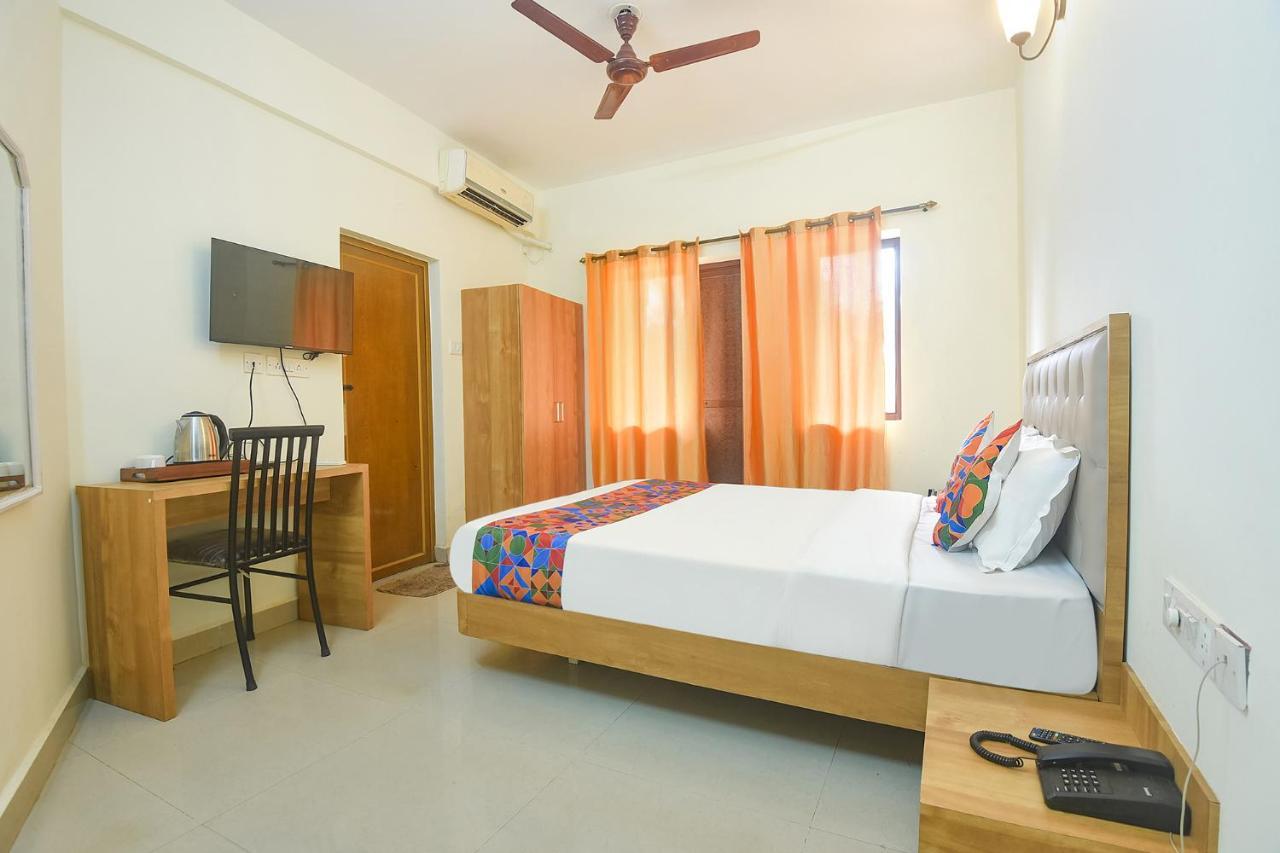 Hotel Fabexpress De Classio With Pool - Nr Candolim Beach Exteriér fotografie